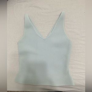 Babaton
Sculpt Knit V-Neck Tank